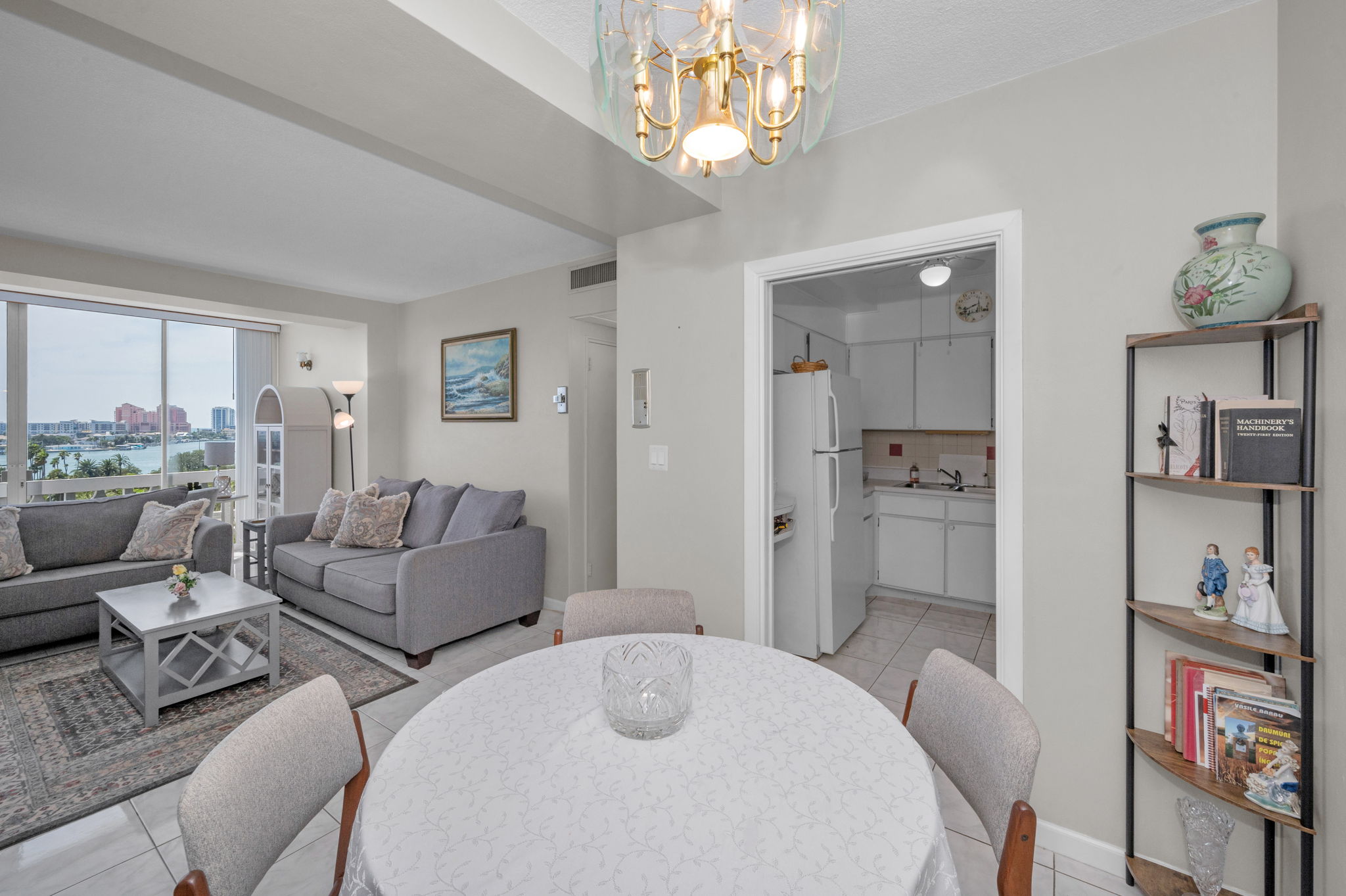 Dining Room3