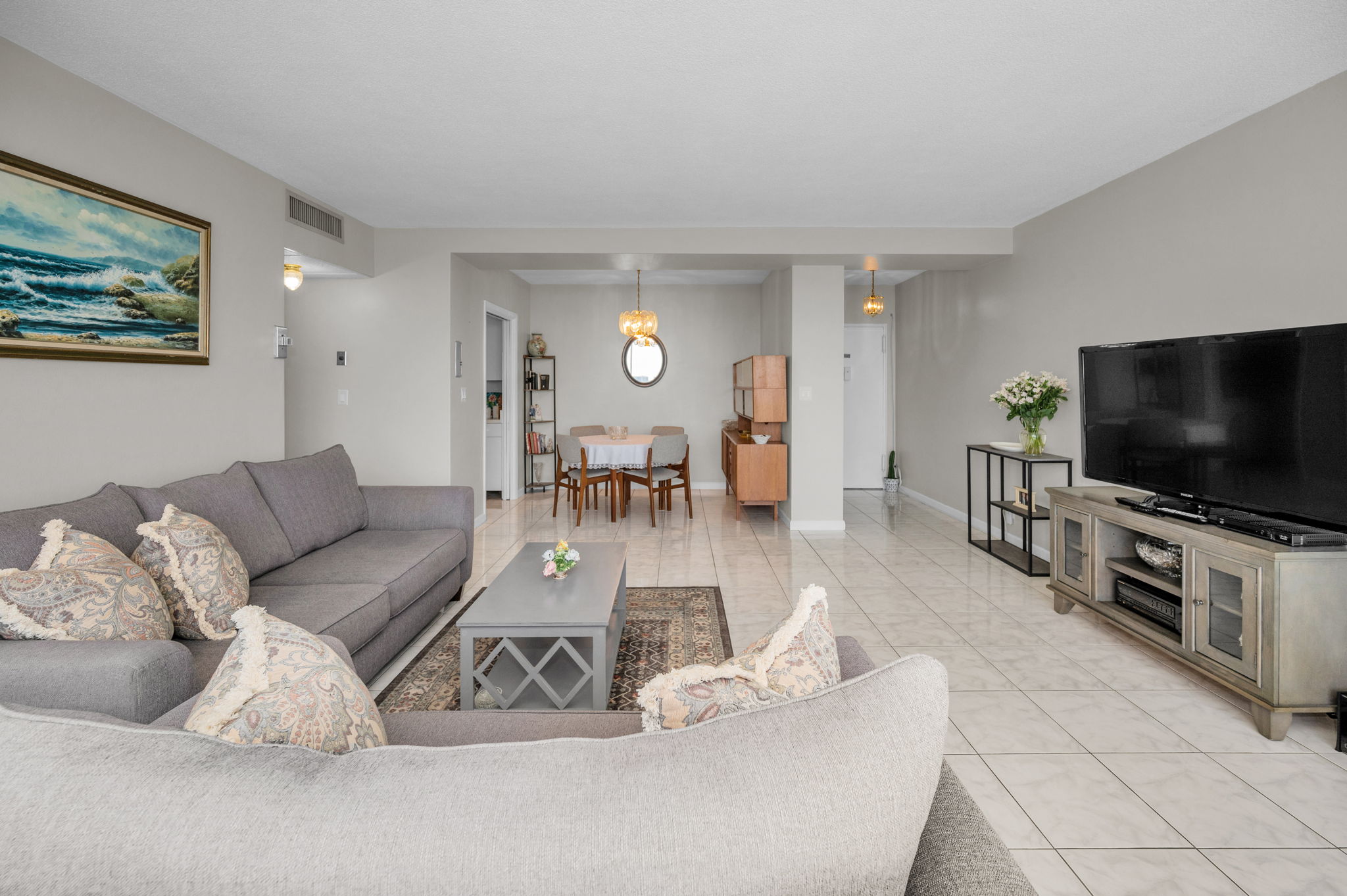 Living Room6