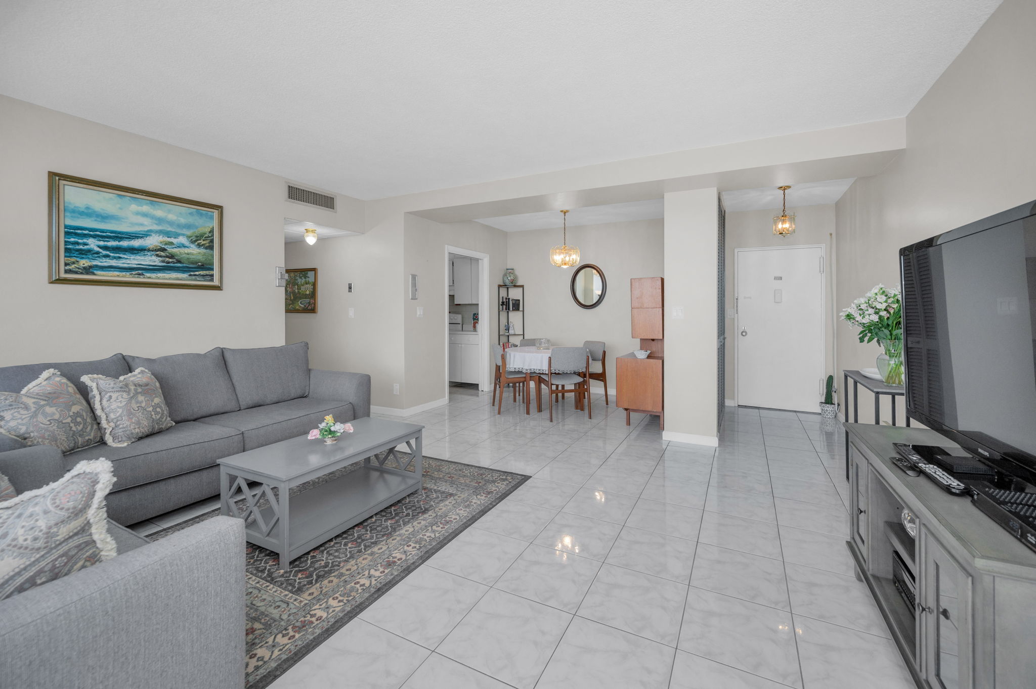 Living Room8