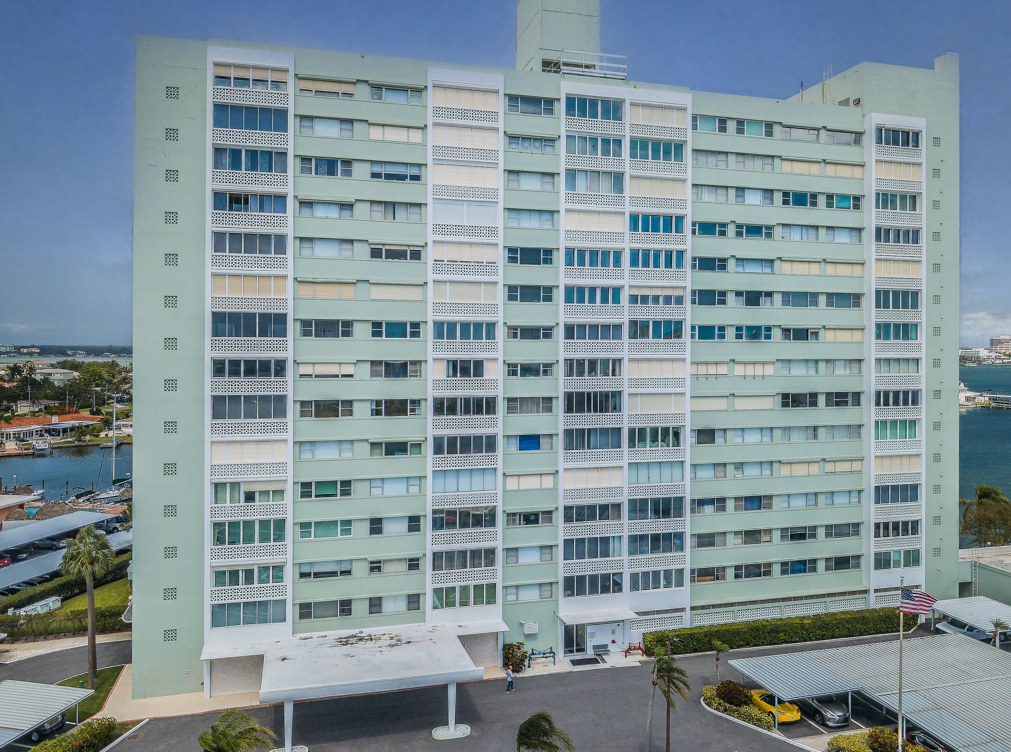 4b-Front Exterior