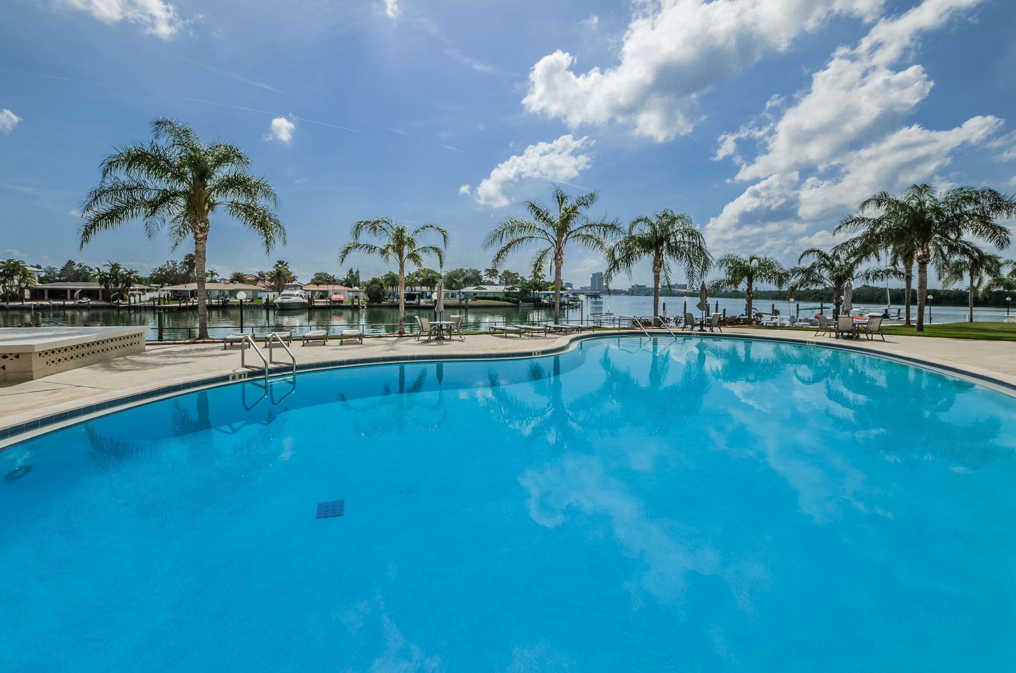 30-Pool