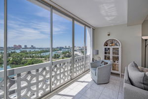 Family Room1