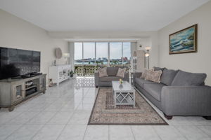 Living Room5