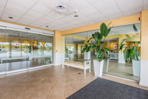 7-Lobby