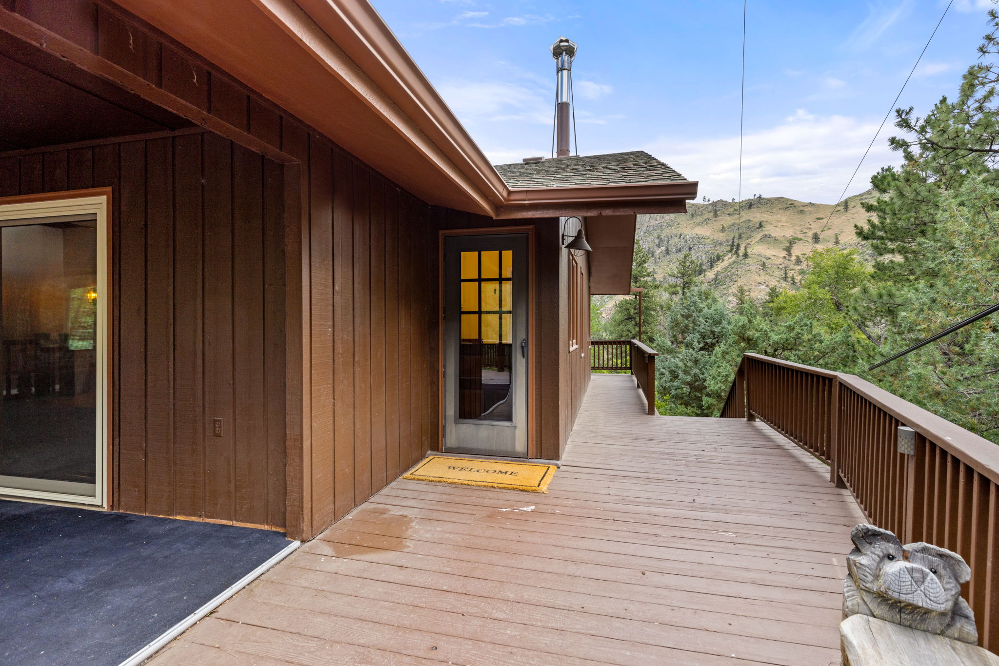 Full Wraparound Deck