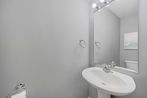  Photo 31