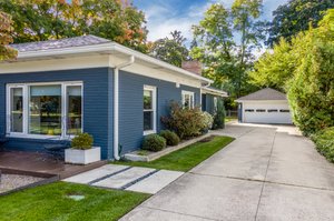  31 Oakland Park Blvd, Pleasant Ridge, MI 48069, US Photo 2