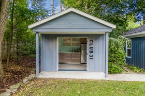  31 Oakland Park Blvd, Pleasant Ridge, MI 48069, US Photo 16