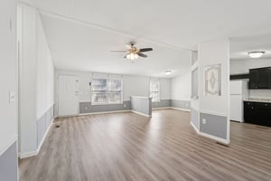 Pine Burr Dr-S3112-005.jpg