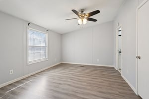 Pine Burr Dr-S3112-020.jpg