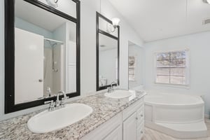 Pine Burr Dr-S3112-023.jpg