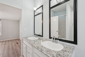 Pine Burr Dr-S3112-024.jpg