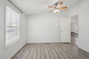 Pine Burr Dr-S3112-031.jpg