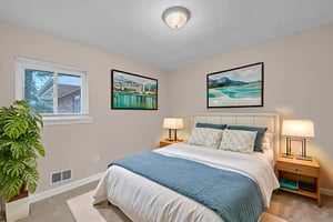 DSC_3256 virtually staged.jpeg