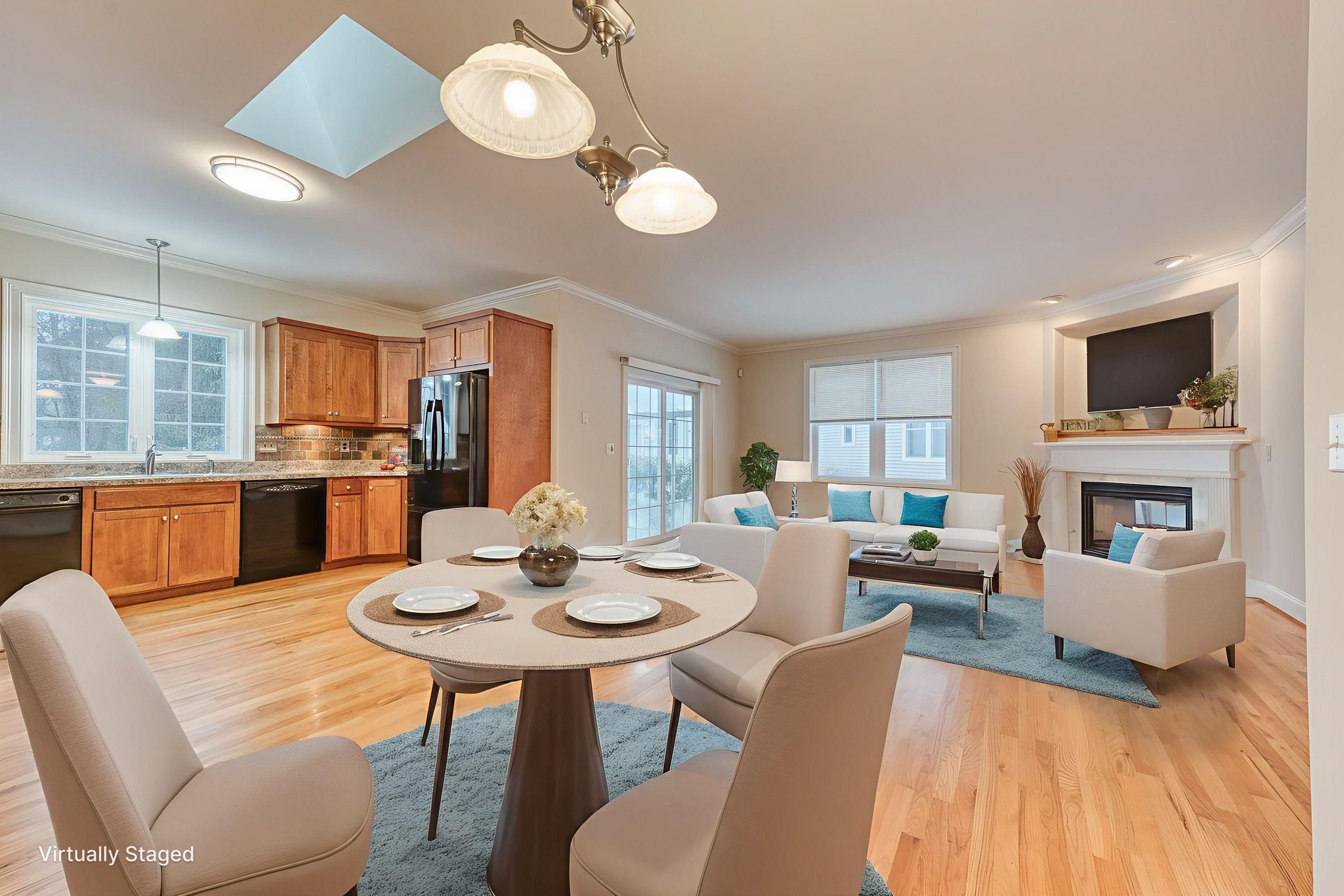 31 Riverview Dr - South Windsor--2 virtually staged.jpeg