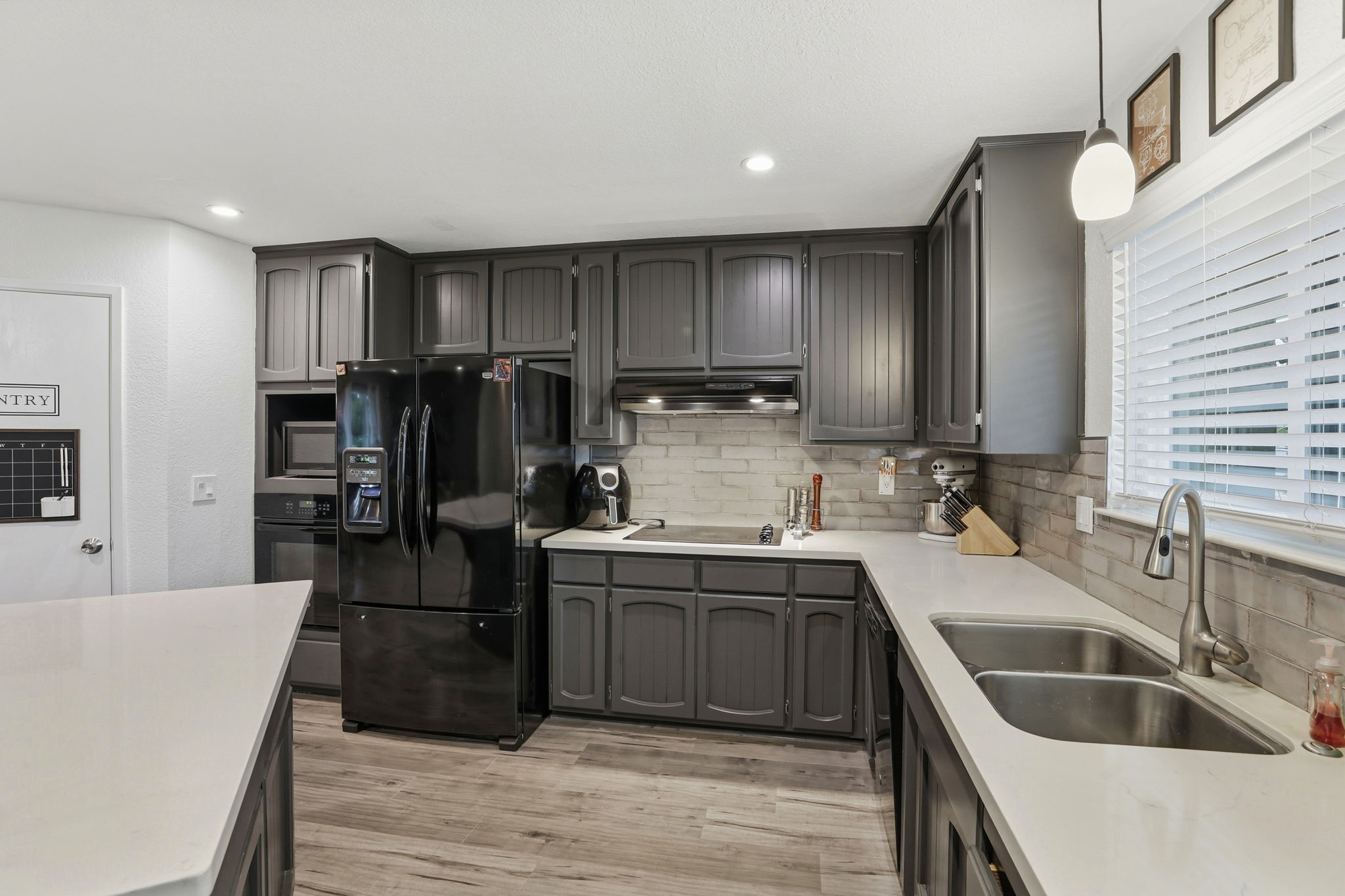 014_F8_31 Royal Ct Galt,