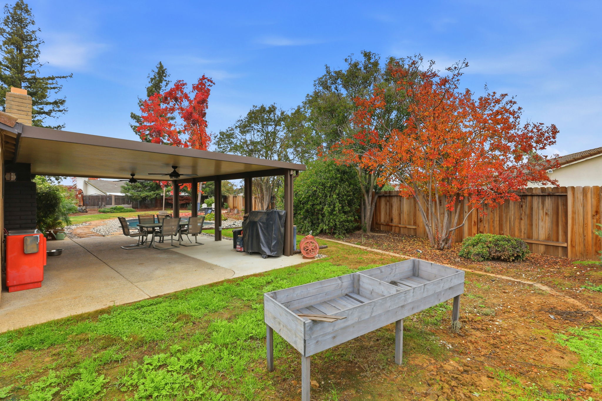 034_F8_31 Royal Ct Galt,