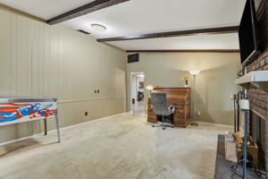 020_F8_31 Royal Ct Galt,