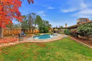 041_F8_31 Royal Ct Galt,