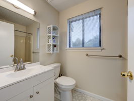  Photo 31