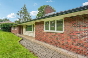 Front Walk Way 31 Surrey Dr