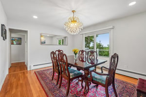 Surrey Dr-S3107-016.jpg