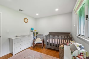 Surrey Dr-S3107-033.jpg