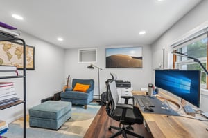 Surrey Dr-S3107-053.jpg