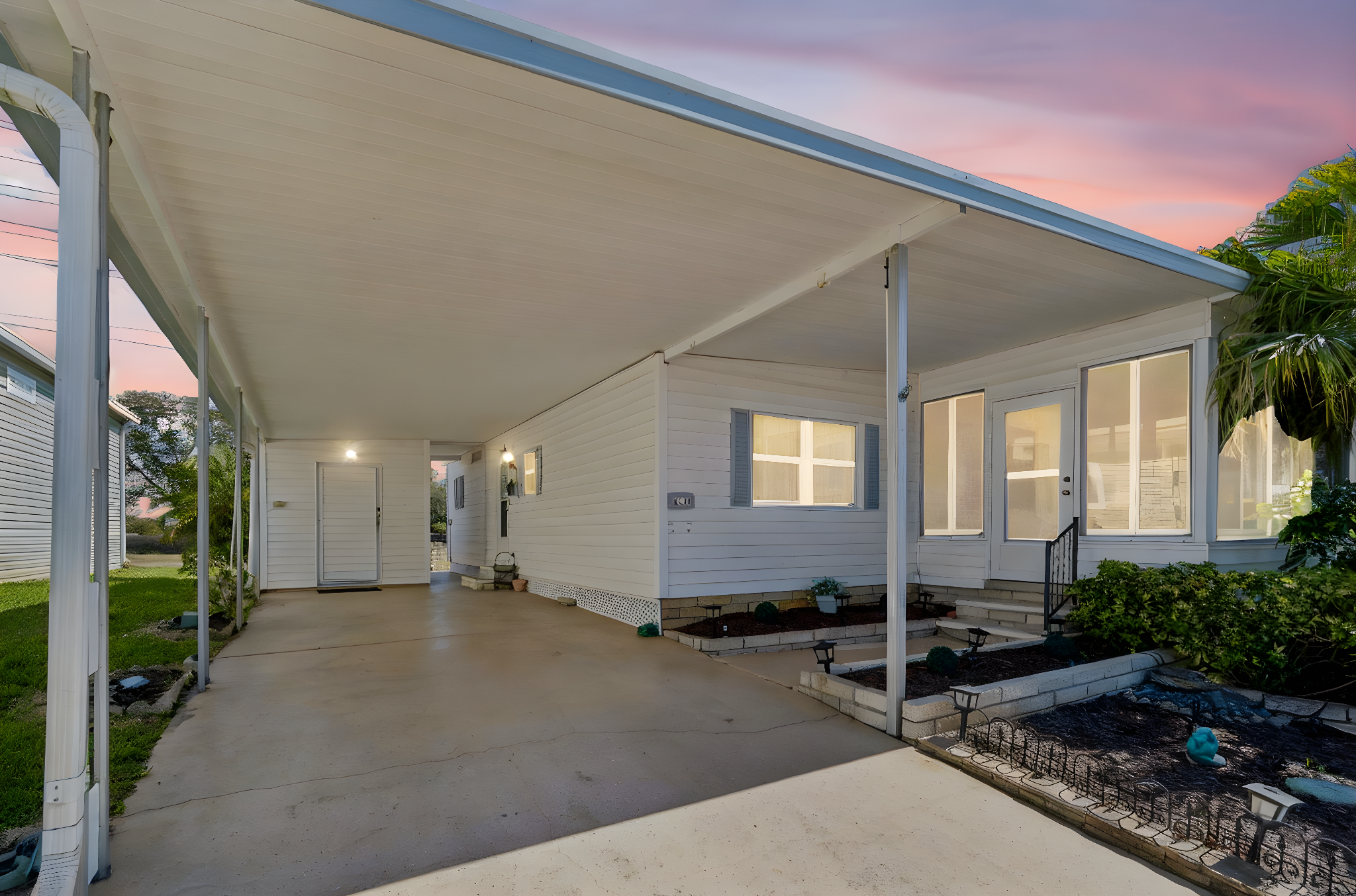 DSC_2324 day to dusk.jpeg