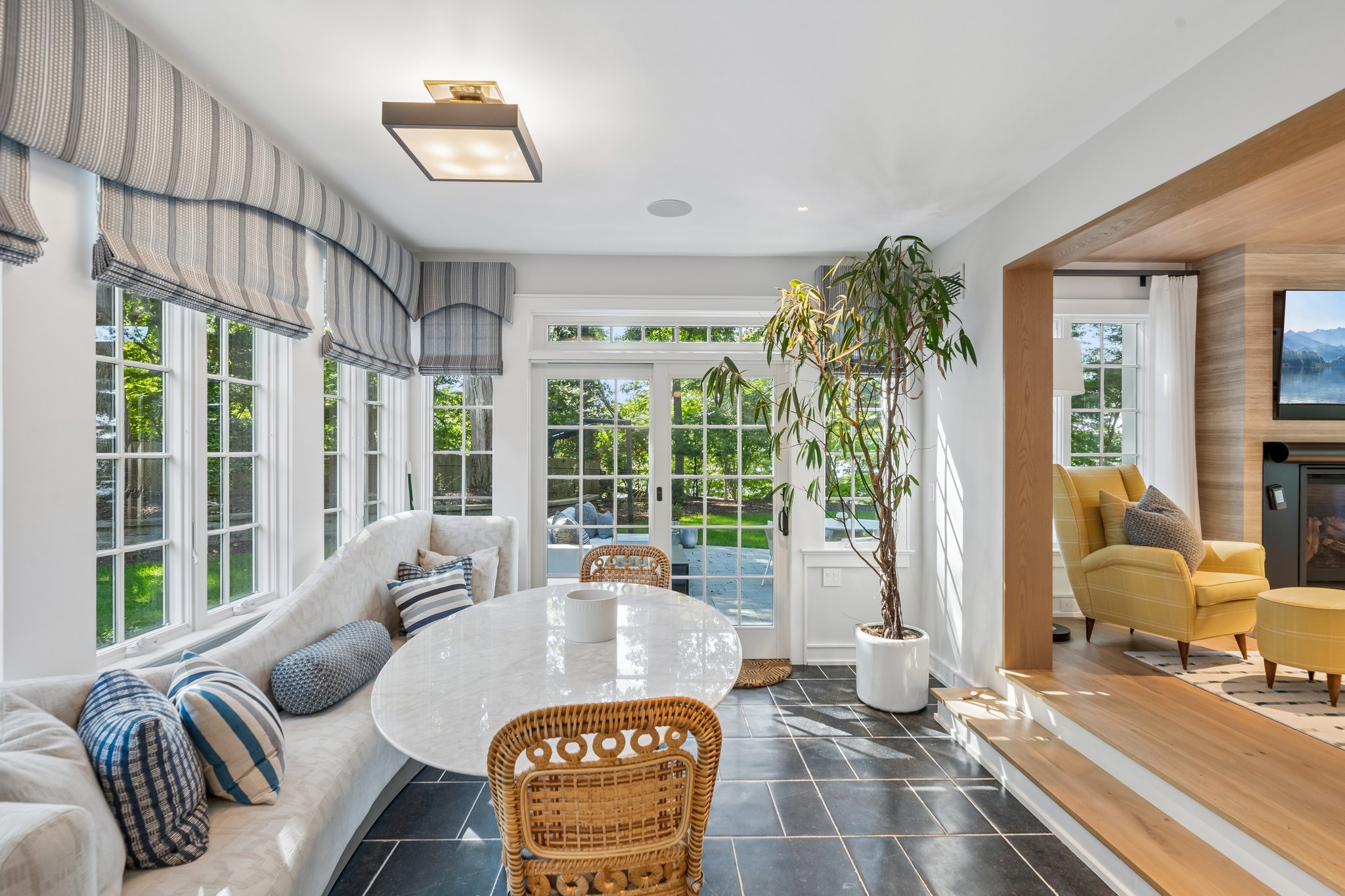 Thompson Ln-S0809-011.jpg