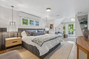 Thompson Ln-S0809-044.jpg