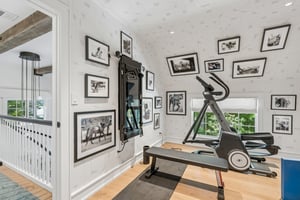 Thompson Ln-S0809-046.jpg