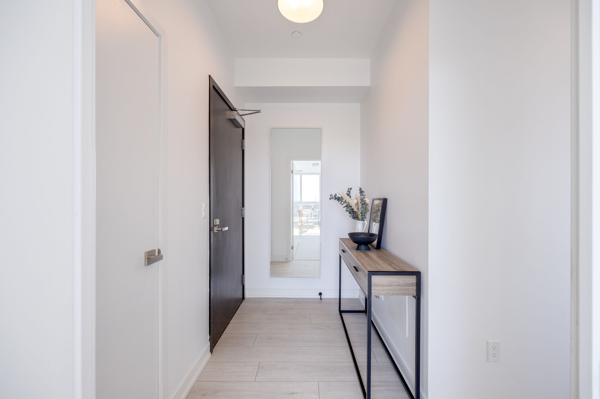 Toronto property showcase — delivered property photograph 17