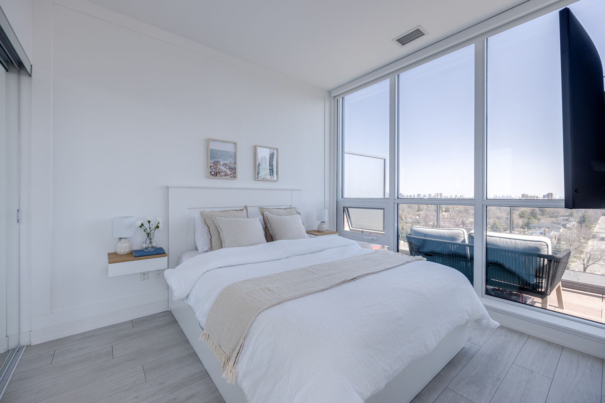 Toronto property showcase — delivered property photograph 12