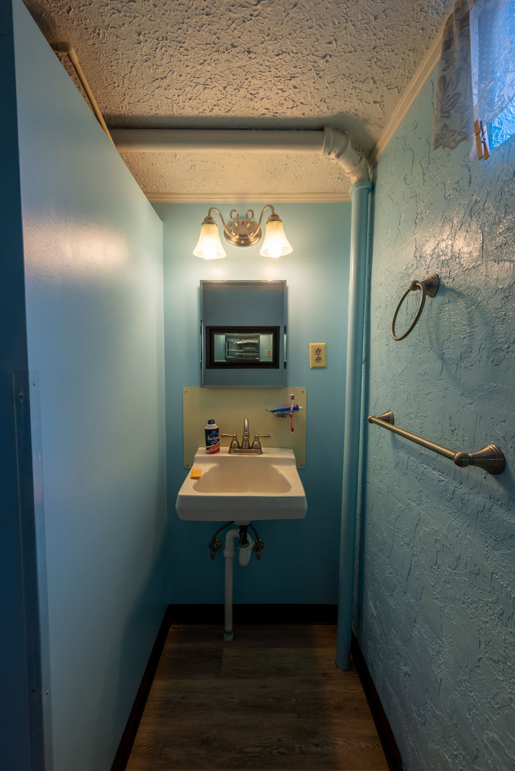  Photo 46