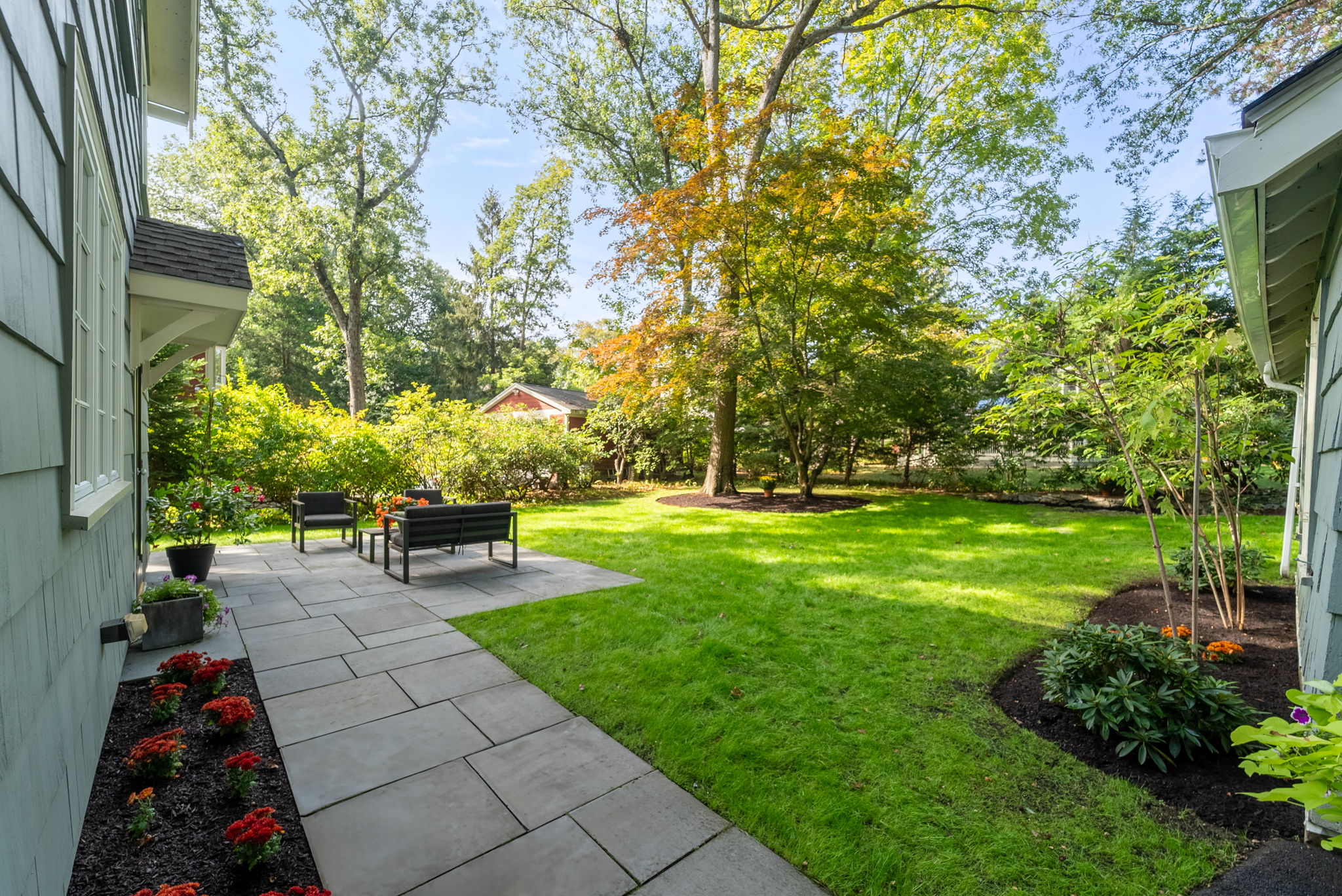 Exterior (14 of 15) edit