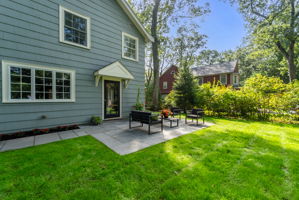 Exterior (13 of 15) edit