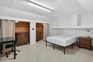  Photo 38