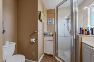  Photo 23