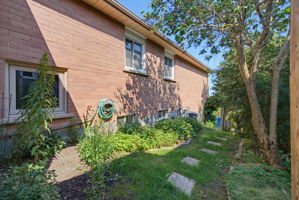  Photo 31