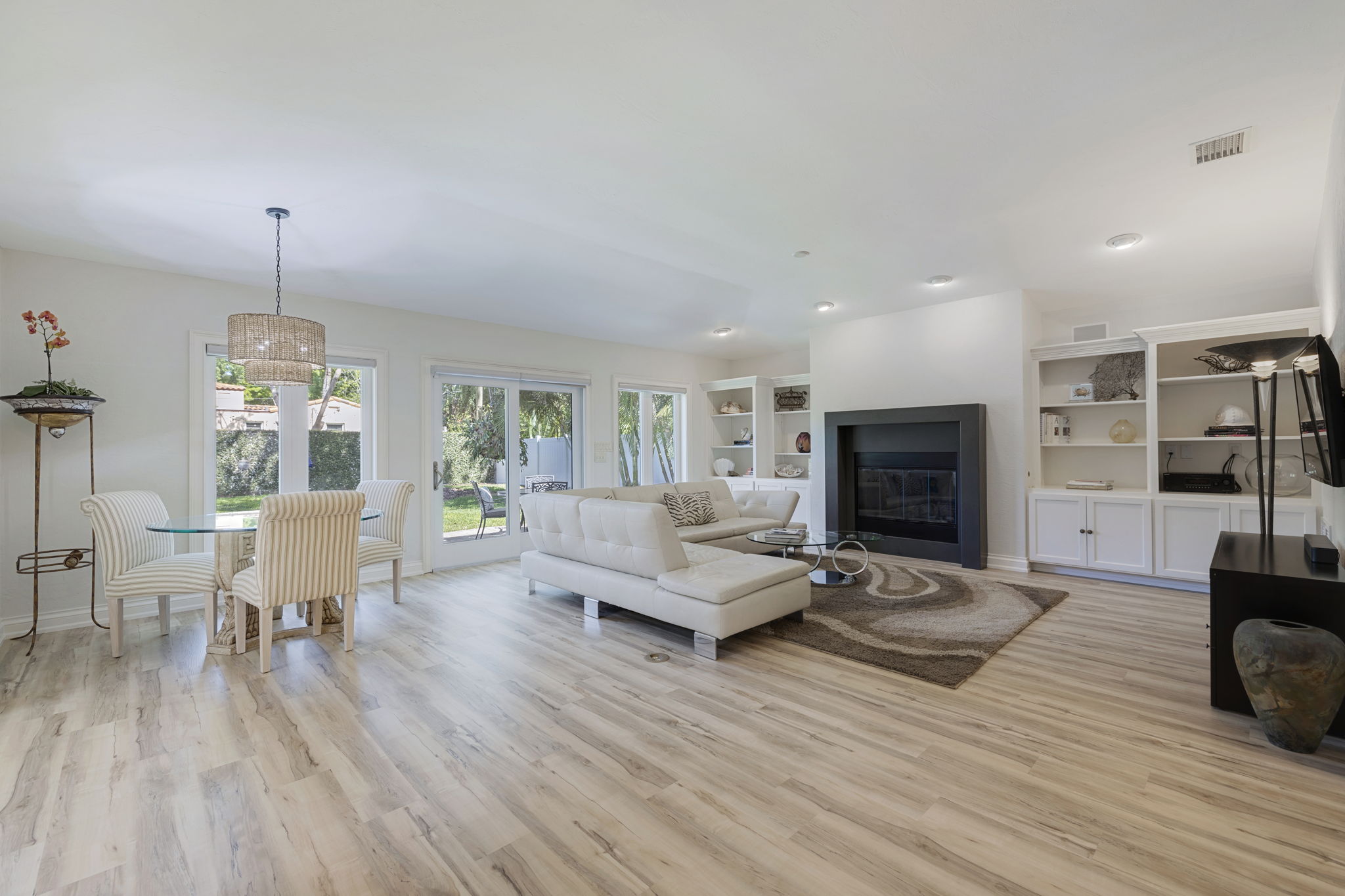 AB3_310 Brightwaters Blvd-10