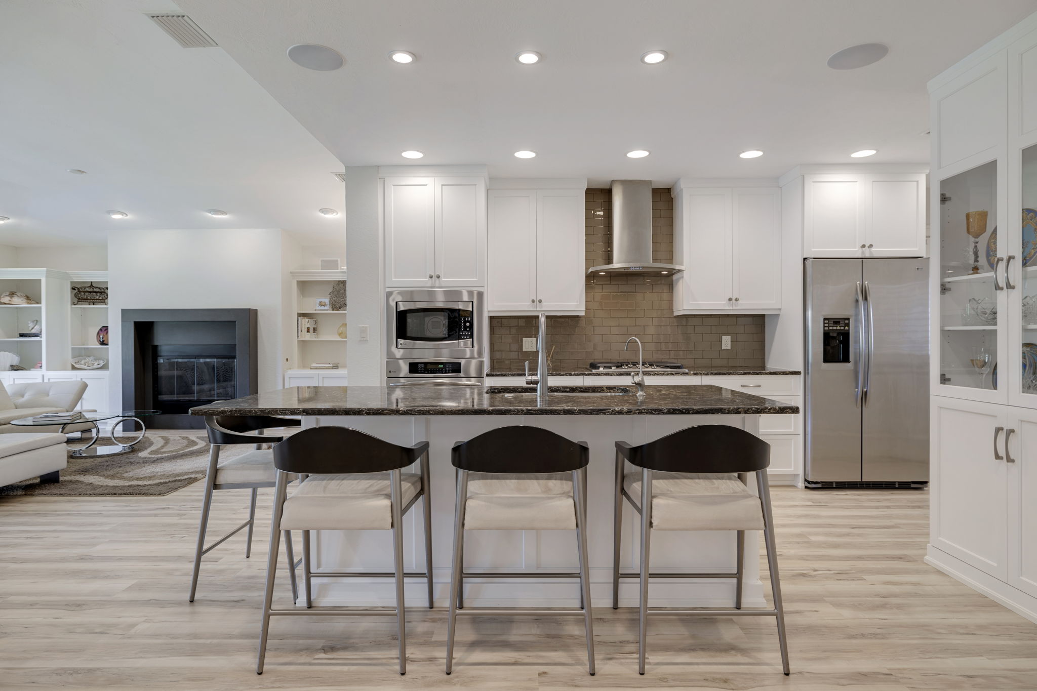 AB3_310 Brightwaters Blvd-21