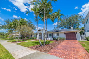 AB3_310 Brightwaters Blvd-3