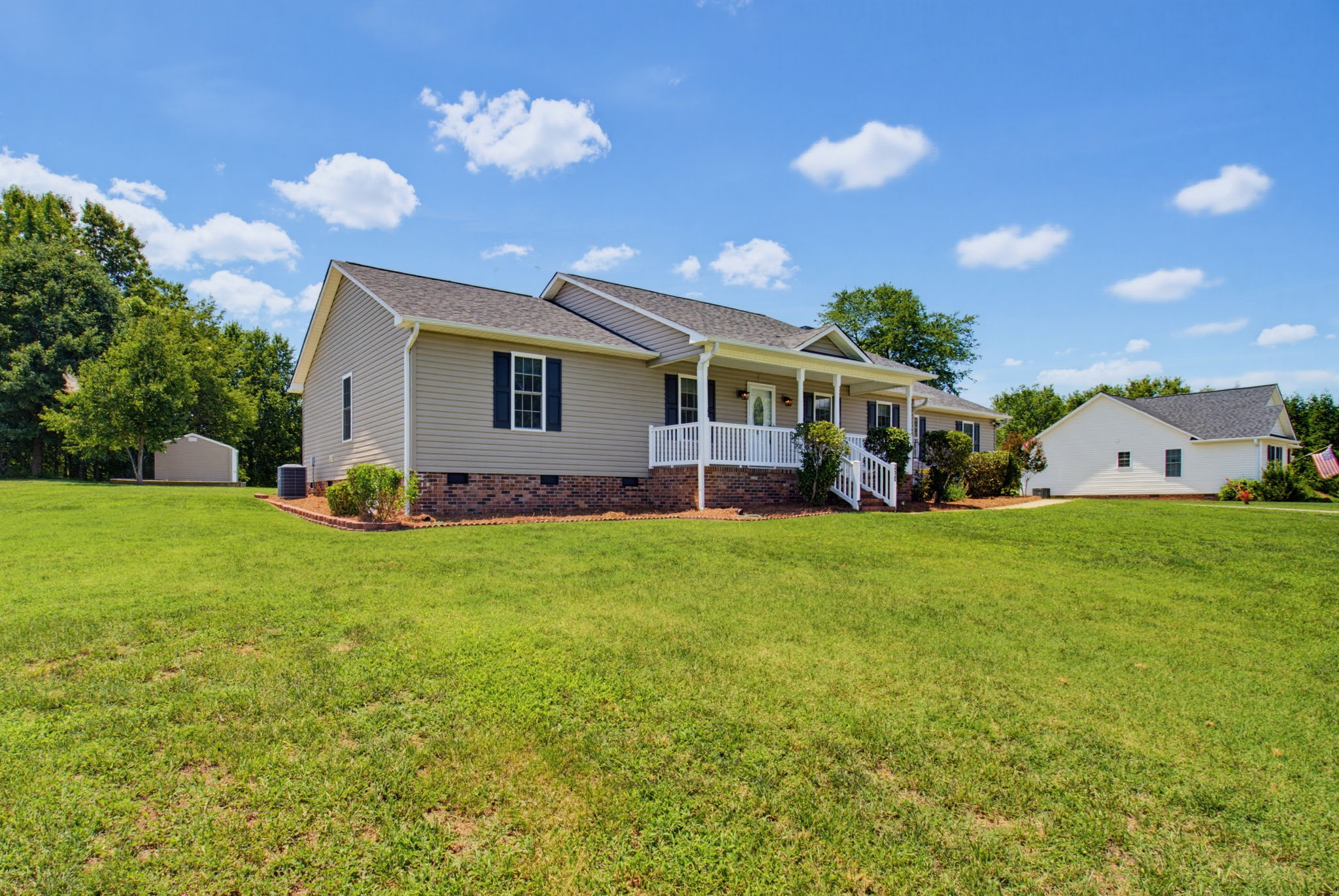 310 Dogwood Acres Ln-2