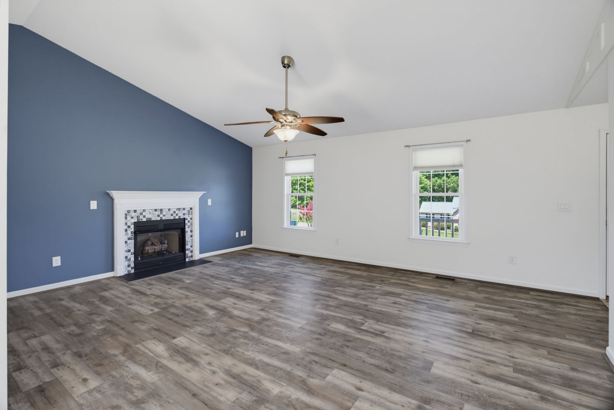 310 Dogwood Acres Ln-8