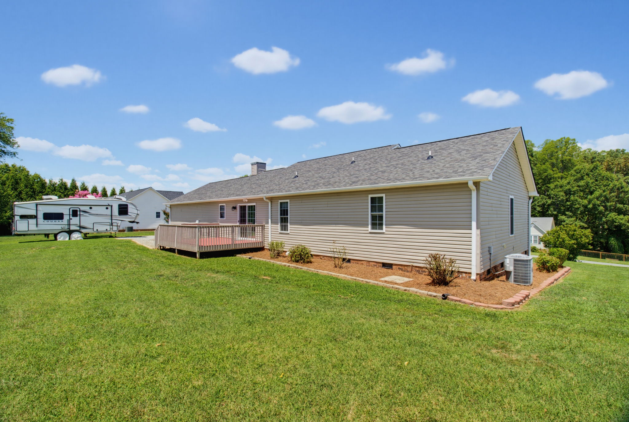 310 Dogwood Acres Ln-30