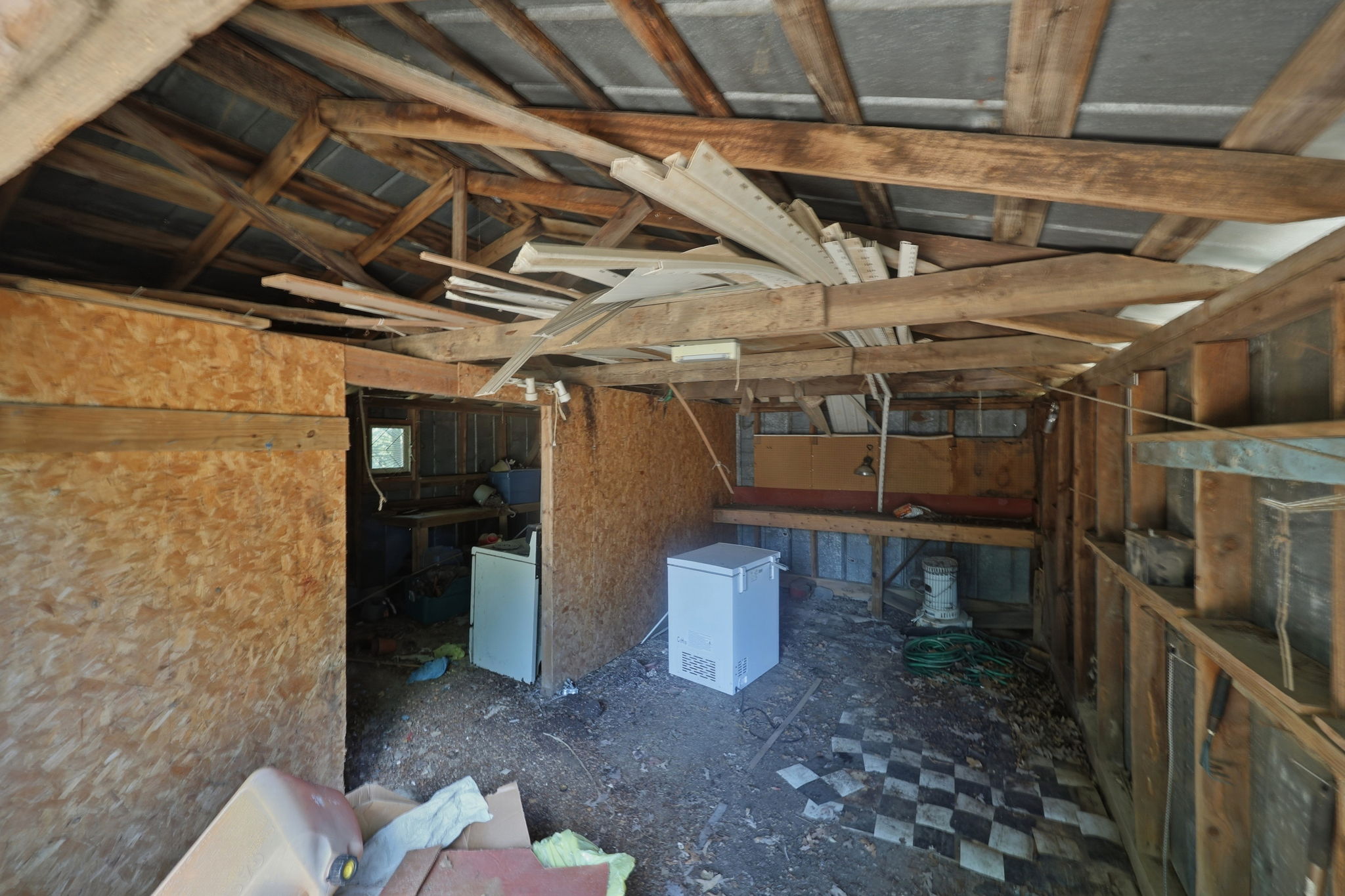  Photo 13