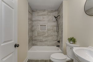  Photo 38