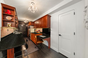 310_Lexington_2J_006