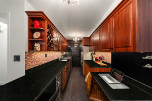 310_Lexington_2J_007
